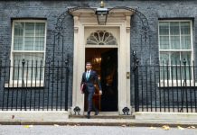 Rishi Sunak se ipak iz raskošnih vila seli u skromni Downing Street 10