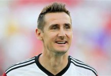 U 900 utakmica svjetskih fudbalskih prvenstava postignuto 2.548 golova, Klose najbolji strijelac