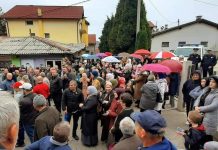 Stanovnici Željeznog Polja nemaju ambulantu ni za Dan državnosti, najavljuju nove proteste