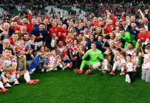 Predivne scene s dodjele medalja: Igrači Hrvatske slavili sa svojom djecom!