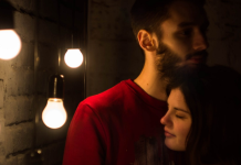 Indonezija usvojila zakon koji zabranjuje spolni odnos izvan braka