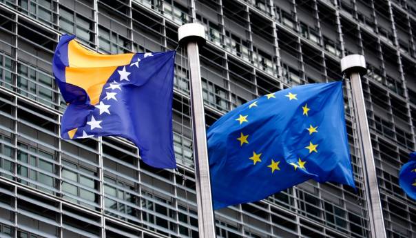 odobren-kandidatski-status-za-bih-311010244-421597480133905-8941120820594968072-n-1665585879_639855b38bb84
