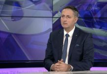 Bećirović: Odluke trebaju donositi državni organi, a ne centrale stranaka