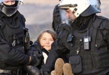 Greta Tunberg odvedena od strane policije
