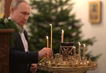 Putin sam na božićnoj misi, napadi na Ukrajinu uprkos 36-satnom ruskom primirju