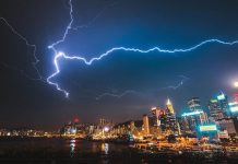 Naučnici laserom preusmjerili udar munje