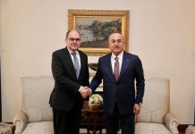 Cavusoglu u Ankari razgovarao sa visokim predstavnikom u BiH Schmidtom