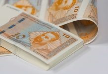 U BiH prosječna neto plata u februaru 1.211 KM, a bruto plata 1.863 KM