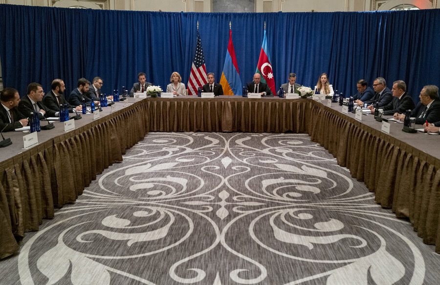 1144803-1-0920-armenia-azerbaijan-standard-1682847011-900x584-1