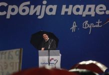 Vučić: Silazim s čela SNS-a, od sutra sam predsjednik svih građana