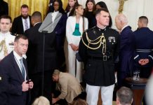 Košarkašica izgubila svijest tokom Bidenovog govora