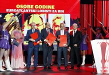 Dobitnici ‘Večernjakovog pečata’ za osobe godine Michael Murphy, Christian Schmidt i Johann Sattler