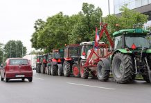 Nezadovoljni poljoprivrednici u Srbiji i danas organiziraju blokade puta Zrenjanin – Novi Sad