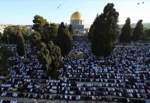 Bajram namaz u Al-Aksi klanjalo oko 100.000 vjernika