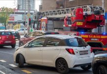 Četiri osobe poginule, policija u Zagrebu zaprimila 950 dojava