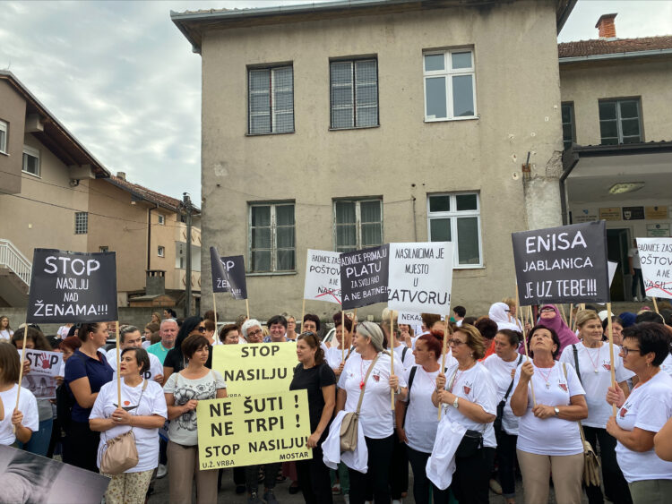 protesti