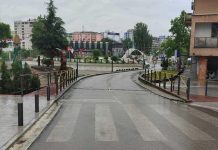 Sjeverna Mitrovica: Iseljavanje zaposlenih iz zgrade općine odgođeno za dvije sedmica