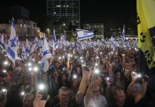 Oko 120.000 ljudi protestovalo u Tel Avivu protiv reforme pravosuđa