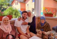 Nurkić i Rađa u Potočarima, sa mališanima i majkama Srebrenice