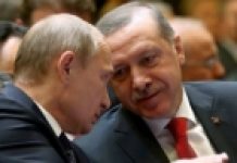 ŠTA SE SVE NALAZI NA TRPEZI KOJU JE PUTIN SPREMIO ERDOGANU: Nema čega nema, dezert pravo iznenađenje!