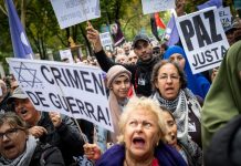 Desetine hiljada ljudi zahtijevalo prekid napada na Gazu u protestnom maršu u Madridu