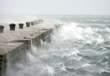 Nevrijeme u Hrvatskoj: Orkansko jugo i plimni val na Jadranu