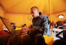 Palestinski fotoreporter dokumentira zločine Izraela uprkos borbi sa rakom