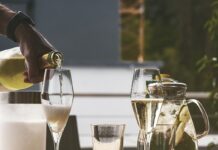 Britanski Dom lordova na šampanjac potrošio 104.000 evra